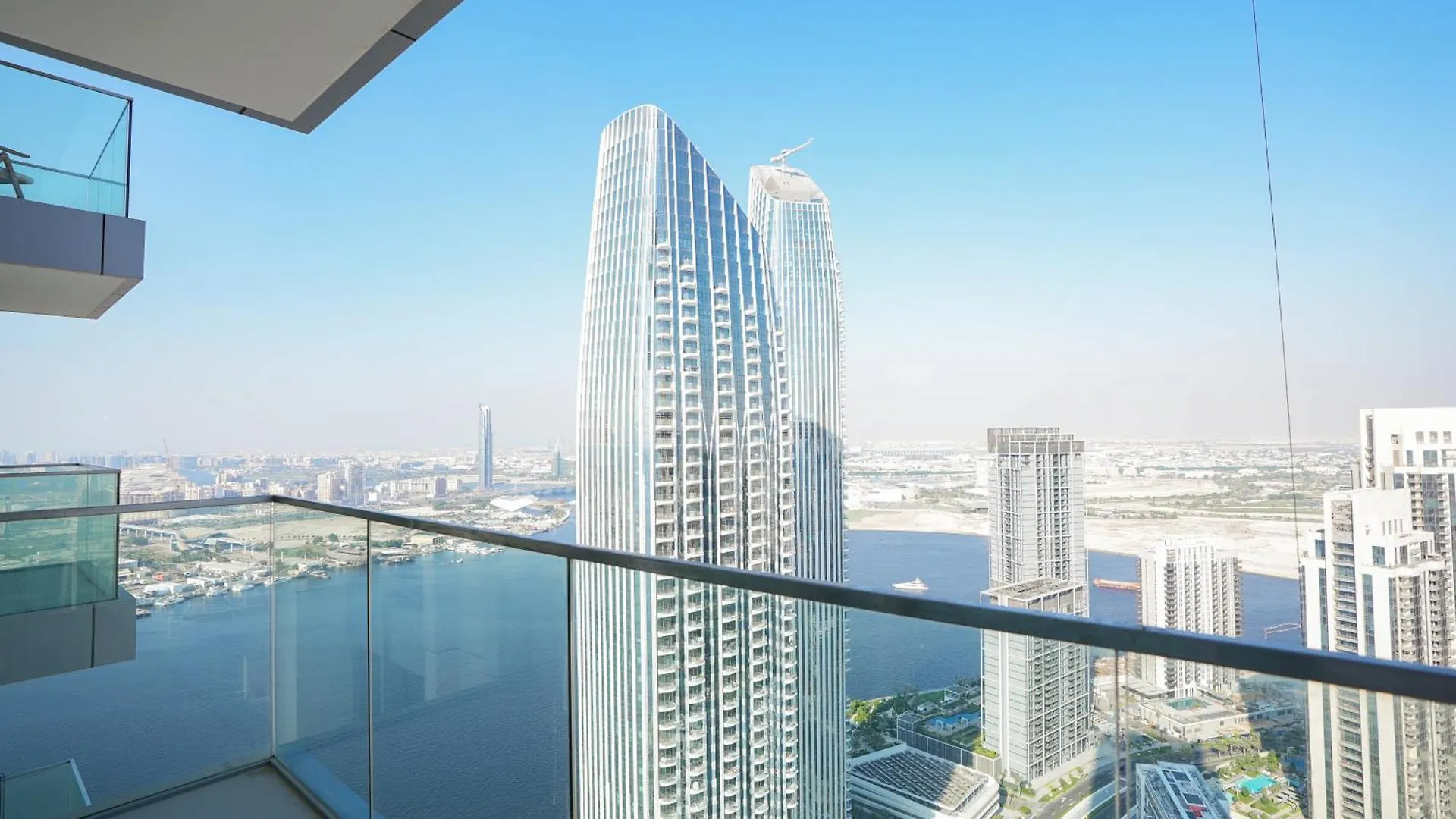Like Home - 4304 Exquisite 2-Bedroom Home With Vibrant City And Creek Views Dubai 0*,  United Arab Emirates